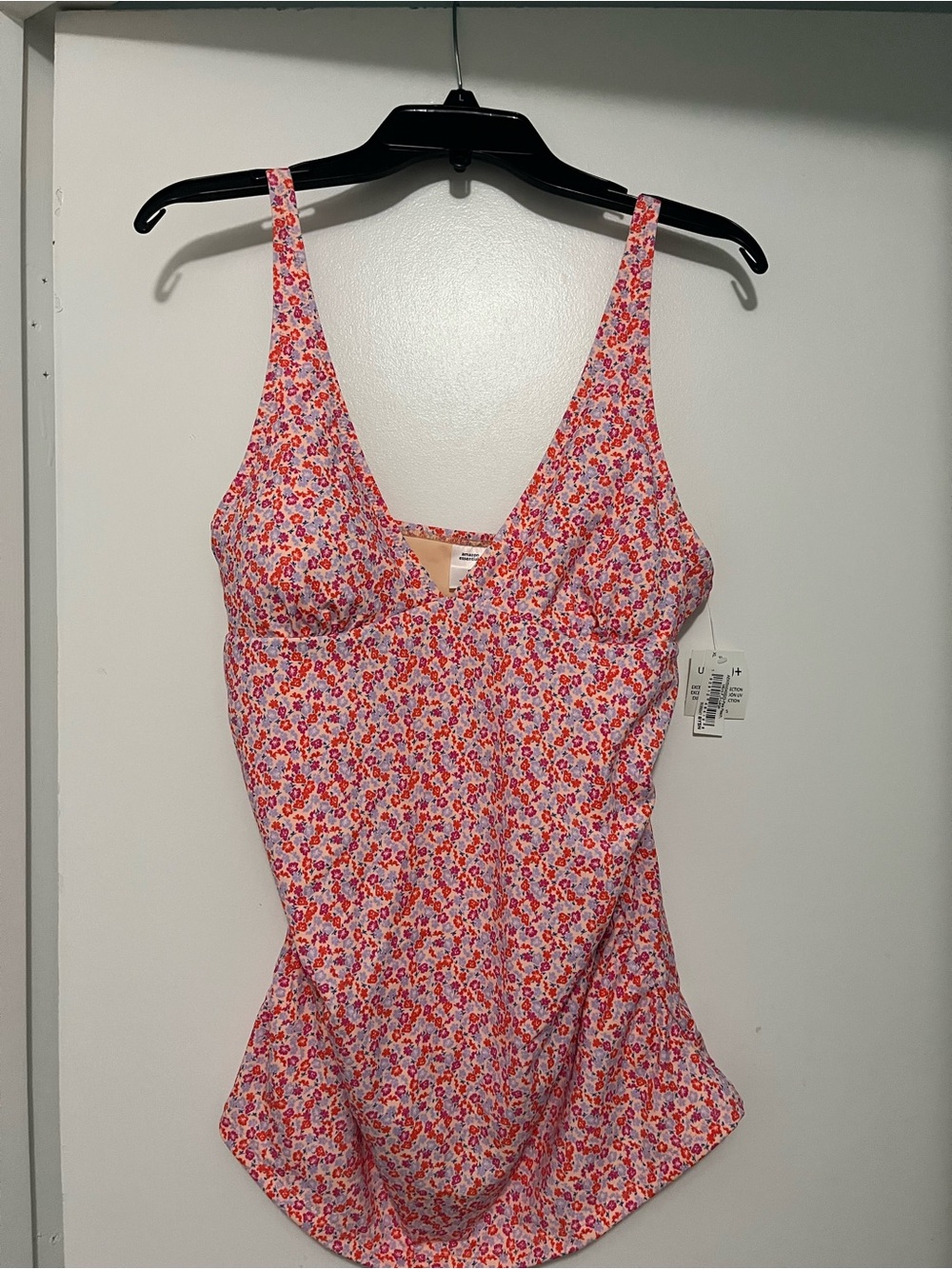 Brand new with tags ladies ' Pink Floral One-Piece Bathing suit top